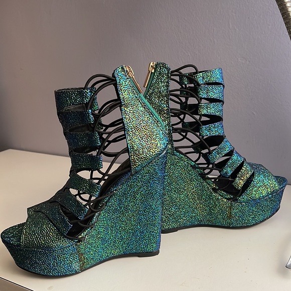 Iridescent platform wedge stilettos 👠 🧜🏼♀️ ✨ size 36 (6) - Picture 6 of 8